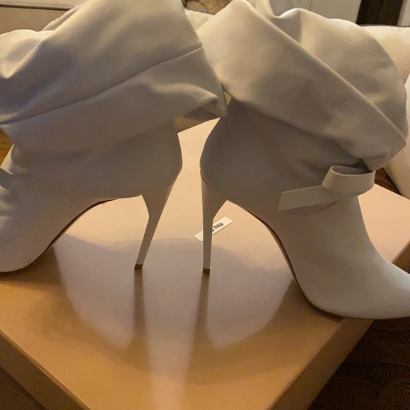 Women’s shoes - Picture 8 of 15